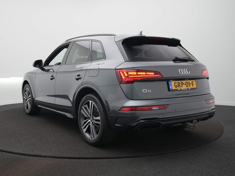 Audi Q5 50 TFSI e S edition Competition 299PK | S-Line| LUCHTVERING | TOUR & CITY | LEER | TREKHAAK