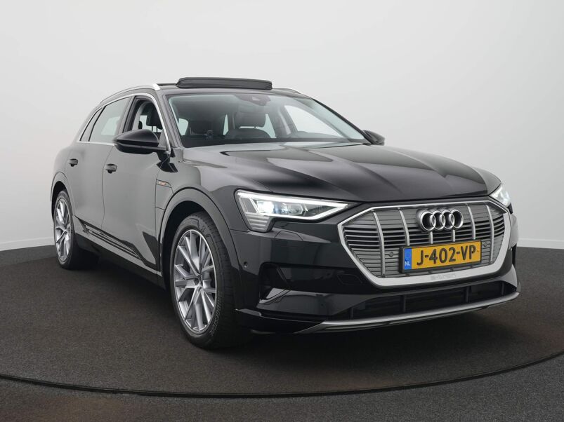 Audi e-tron 55 quattro Business edition Plus 95 kWh | Panoramadak | Trekhaak | Adap. Cruise | Leer | Elek. Stoelen