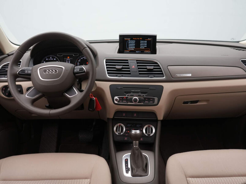 Audi Q3 2.0 TFSI quattro Pro Line S-Tronic | Trekhaak | Cruise | Climate | Xenon