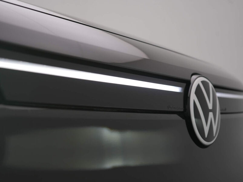 Volkswagen ID.5 Pro 77 kWh Led verlichting - Wrmtepomp - 19 Inch - Camera - Navigatie