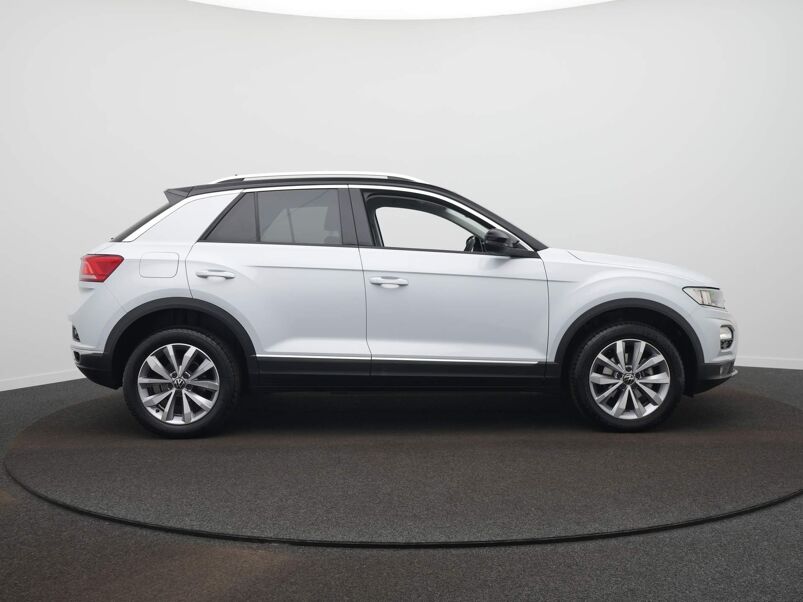 Volkswagen T-Roc 1.0 TSI Style Adaptive cruise / Navi / DAB / Achteruitrijcamera