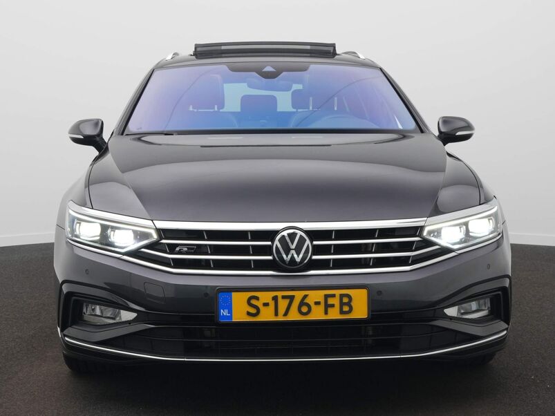 Volkswagen Passat Variant Variant 1.5 TSI R-Line Business + DSG / R-Line / Panoramadak / Leer / Adaptive cruise / Harman-Kardon