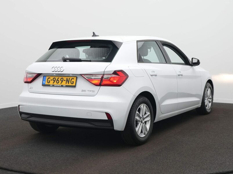 Audi A1 Sportback Sportback 25 TFSI Pro Line Airco - L.M. Velgen - Apple/Carplay