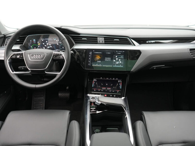 Audi e-tron 55 quattro Advanced edition Plus 95 kWh Leer / Panoramadak / Head-Up