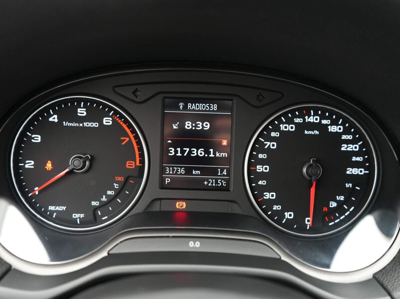 Audi Q2 30 TFSI Sport / Clima / Cruise / Navigatie