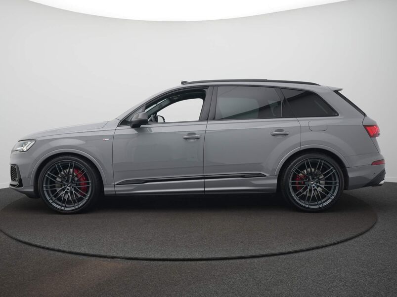 Audi Q7 60 TFSI e quattro Pro Line S Competition ABT 456PK | S-Line | Panoramadak | Elek. Trekhaak | 22Inch ABT | Matrix Laser |