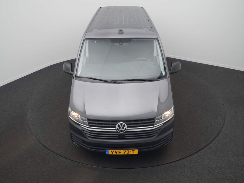 VW-Bedrijfswagens Transporter 2.0 TDI L2H1 28 Trekhaak / Carplay / Cruise / Betimmering