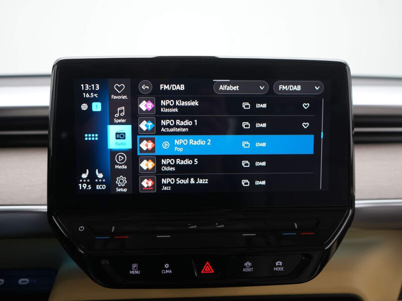 Volkswagen ID. Buzz Pro 77kWh Apple Carplay/Android Auto - Camera - 20 Inch - Navigatie