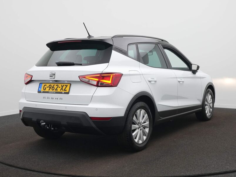 SEAT Arona 1.0 TSI Style Business Intense /Acc / Camera / Beats Audio