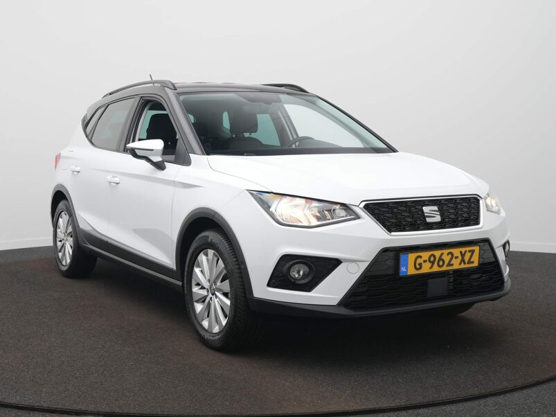 SEAT Arona 1.0 TSI Style Business Intense /Acc / Camera / Beats Audio