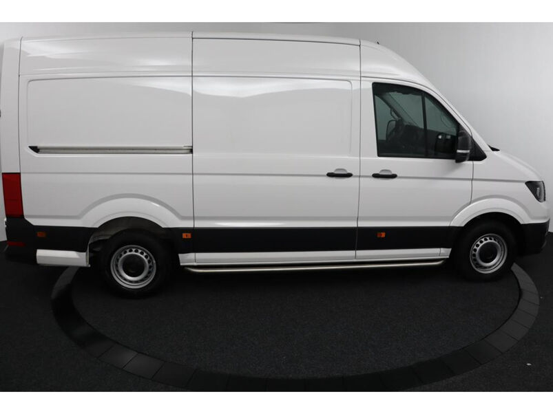 VW-Bedrijfswagens Crafter 30 2.0 TDI 140Pk H6 Highline Volkswagen Crafter 30 2.0 TDI 140Pk L2H2 Highline / Navi / Camera / Betimmering / Bank / Pdc