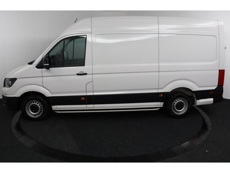 VW-Bedrijfswagens Crafter 30 2.0 TDI 140Pk H6 Highline Volkswagen Crafter 30 2.0 TDI 140Pk L2H2 Highline / Navi / Camera / Betimmering / Bank / Pdc