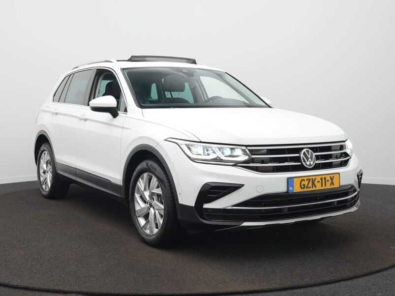 Volkswagen Tiguan 1.4 TSI eHybrid Elegance / Panoramadak / Adap. Cruise / Stoelverwarming / Camera