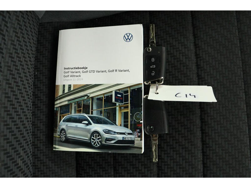 Volkswagen Golf Variant 1.5 TSI 150Pk Automaat Highline Business R