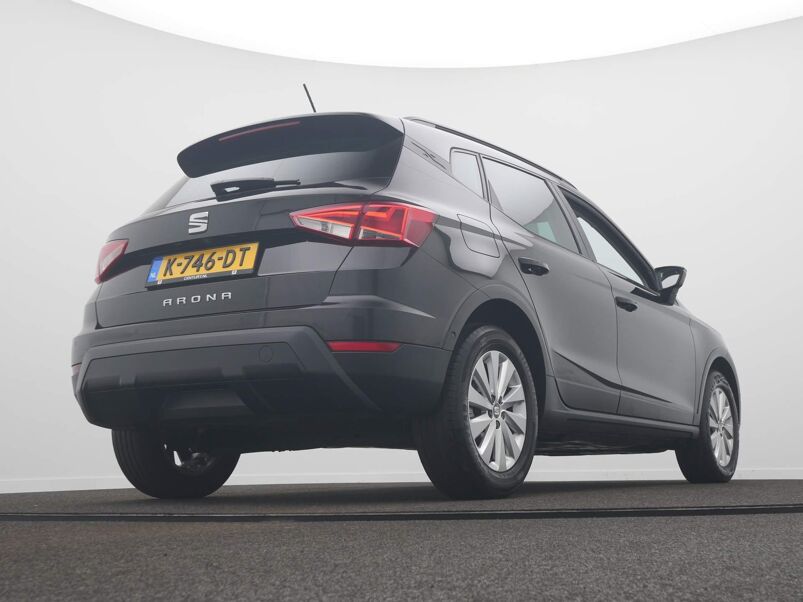 SEAT Arona 1.0 TSI Style Business Intense / Acc / Navigatie / Camera