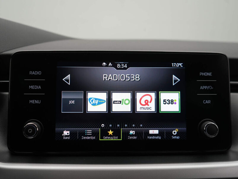 Škoda Kamiq 1.0 TSI Sport Business DSG / Trekhaak / Carplay / Cruise