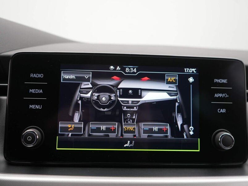 Škoda Kamiq 1.0 TSI Sport Business DSG / Trekhaak / Carplay / Cruise