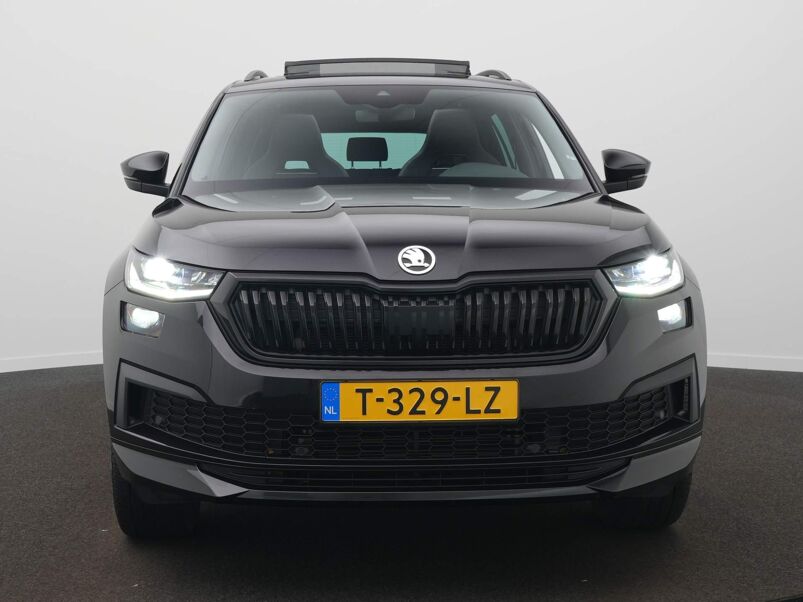 Škoda Kodiaq 1.5 TSI Sportline Business 7p. DSG / Panodak / Elek. Trekhaak / Adap. Cruise / Elek. Stoel