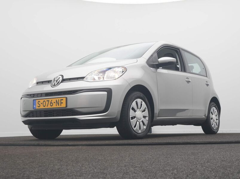 Volkswagen Up! 1.0 Clima / Camera / Metallic