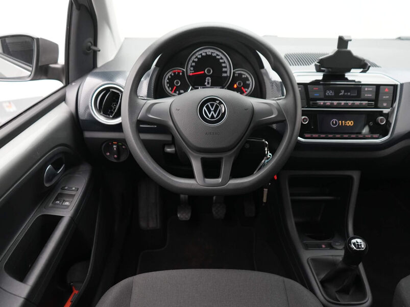 Volkswagen Up! 1.0 Clima / Camera / Metallic