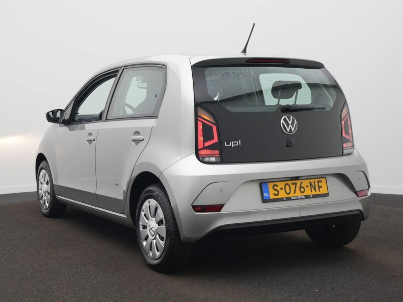 Volkswagen Up! 1.0 Clima / Camera / Metallic