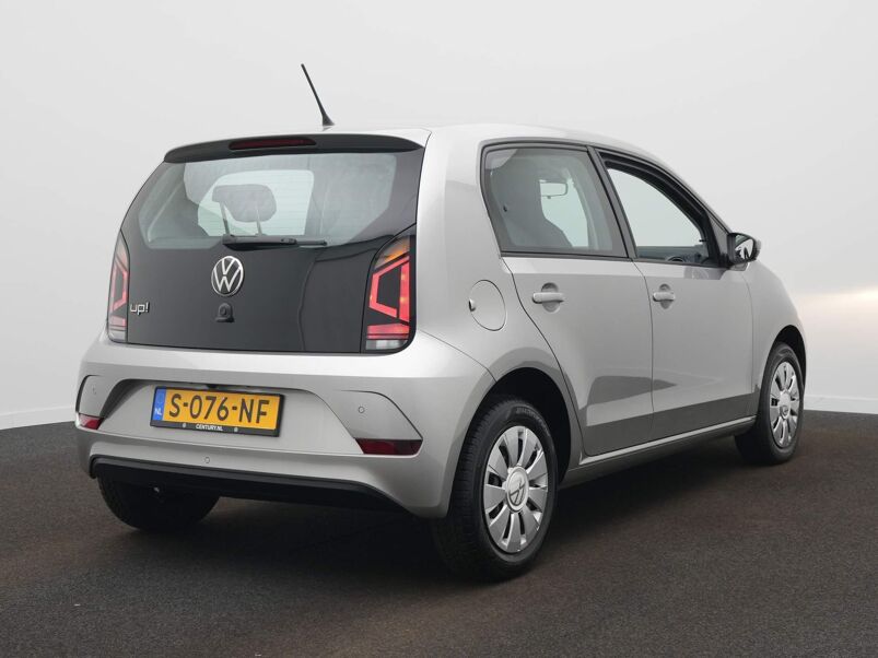 Volkswagen Up! 1.0 Clima / Camera / Metallic