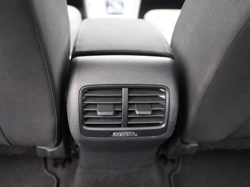 Volkswagen e-Golf E-DITION Navigatie / LMV / Metallic