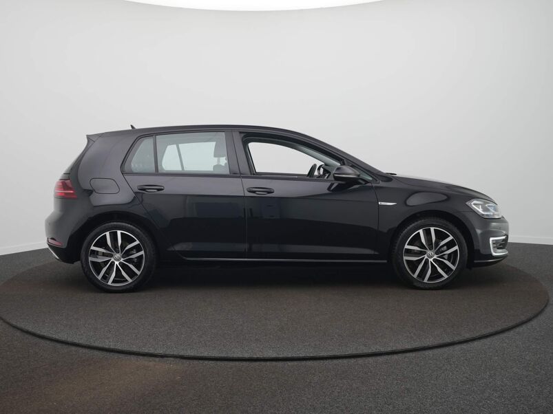 Volkswagen e-Golf E-DITION Navigatie / LMV / Metallic