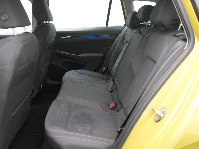 Volkswagen Golf Variant 1.5 TSI Life Business Navigatie / Electr stoelen / Metallic