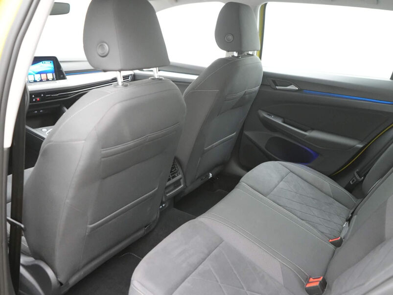 Volkswagen Golf Variant 1.5 TSI Life Business Navigatie / Electr stoelen / Metallic