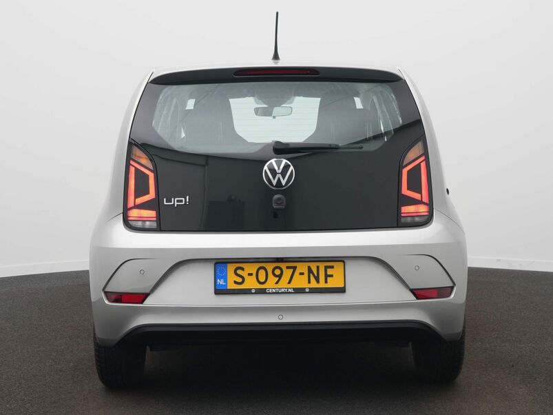 Volkswagen Up! 1.0 / Clima / Camera / Cruise