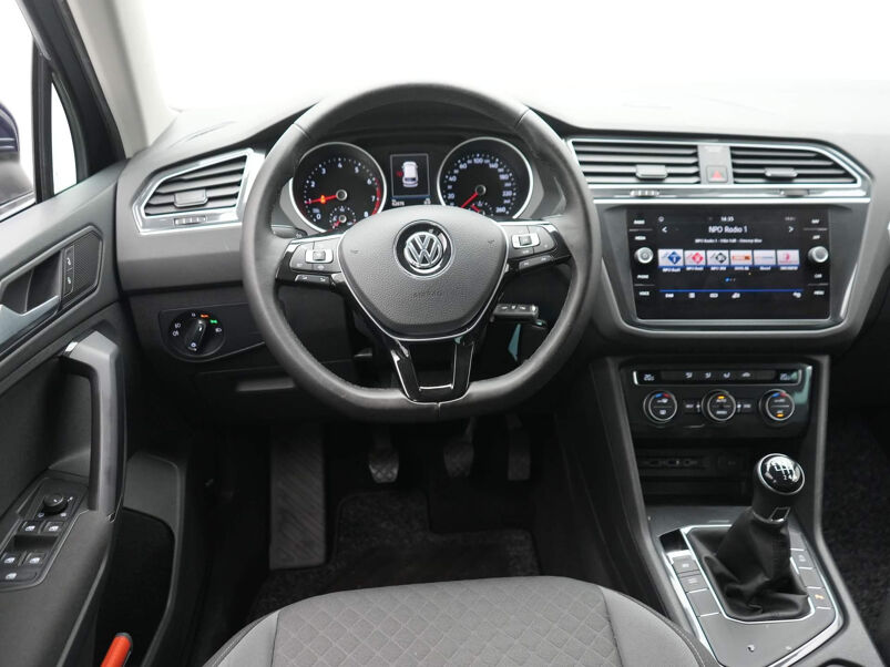 Volkswagen Tiguan 1.5 TSI ACT Comfortline / Trekhaak / Acc / Sensoren