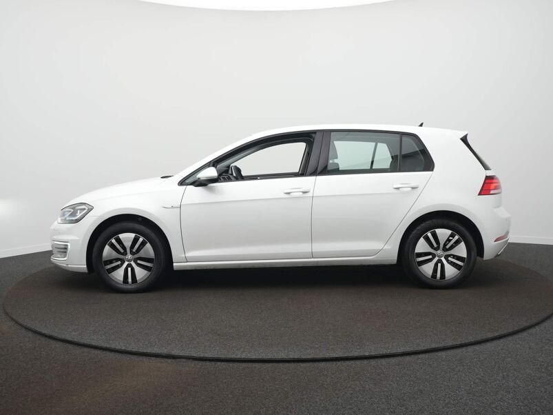 Volkswagen e-Golf E-DITION / Navi / Clima / Camera / Adapt. Cruise