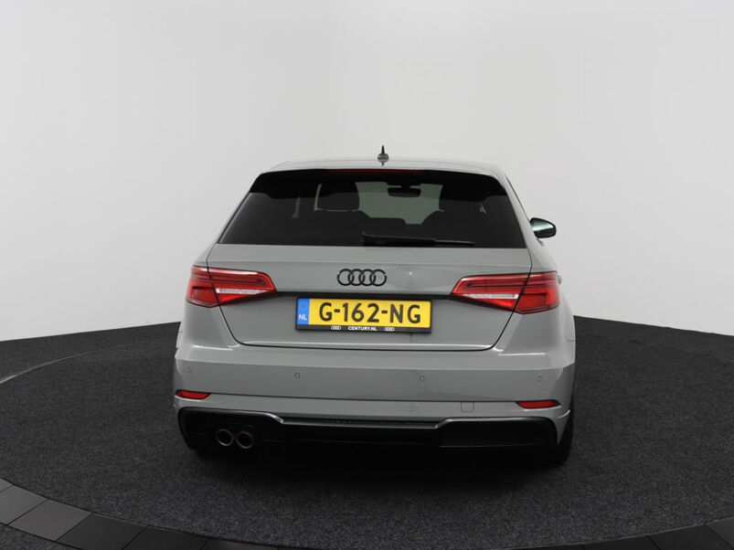 Audi A3 Sportback Sportback 35 TFSI CoD Advance Sport | S Line | LED | zwart optiek