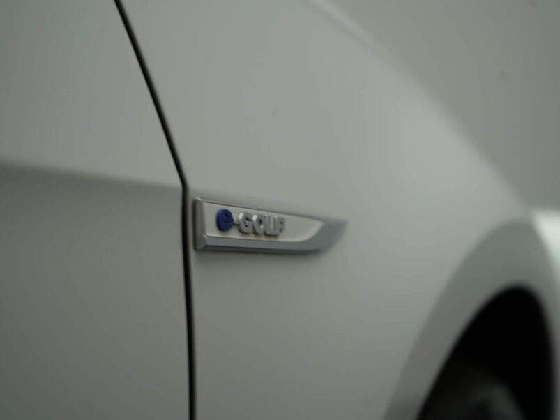 Volkswagen e-Golf E-DITION / Adap. Cruise / LED / Sensoren