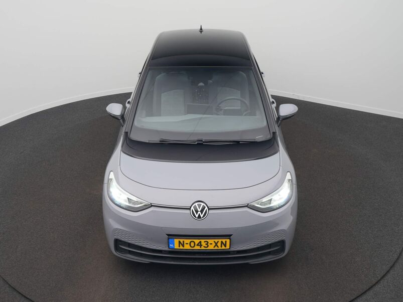 Volkswagen ID.3 Pure 45 kWh / Adap. Cruise / Navi / LED