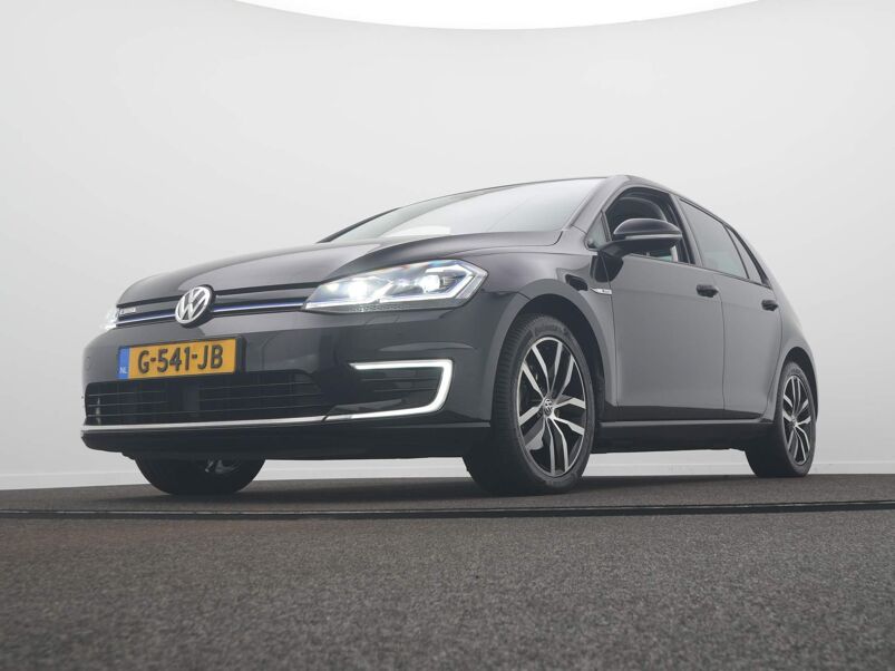 Volkswagen e-Golf e-Golf / Acc / Camera / Navigatie