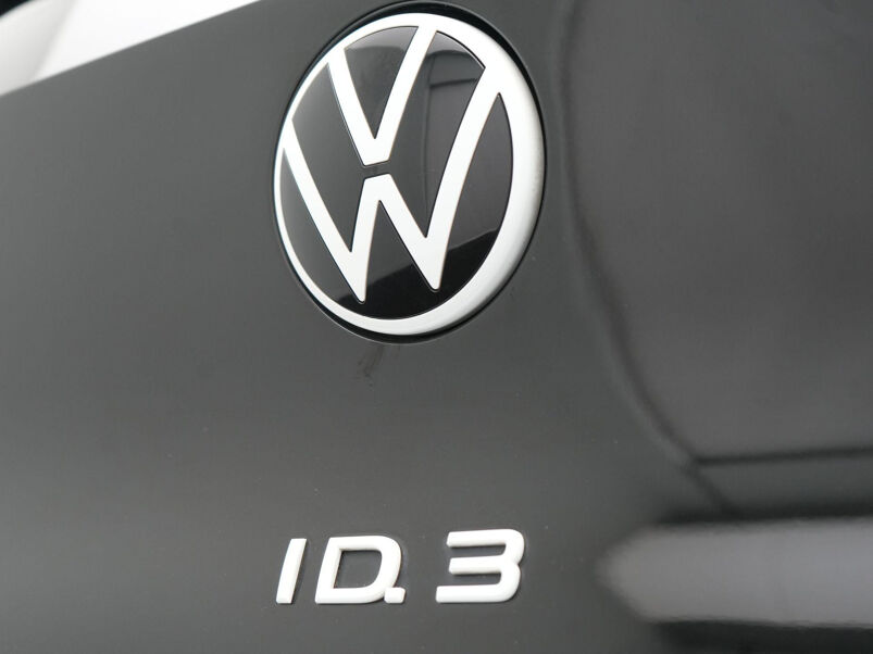 Volkswagen ID.3 Pure 45 kWh / Adap. Cruise / LED / Sfeerverlichting / Navi