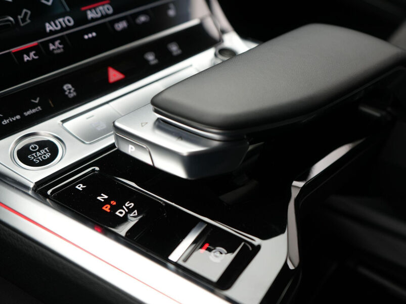 Audi e-tron Sportback 55 quattro S edition 95 kWh S-Line | Panodak | Adap. Cruise | HUD | 360 Camera | B&O