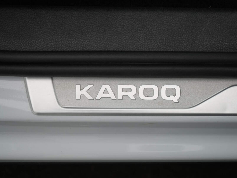 Škoda Karoq 1.0 TSI Ambition Business DSG / Sensoren / Climate / Trekhaak / Navi