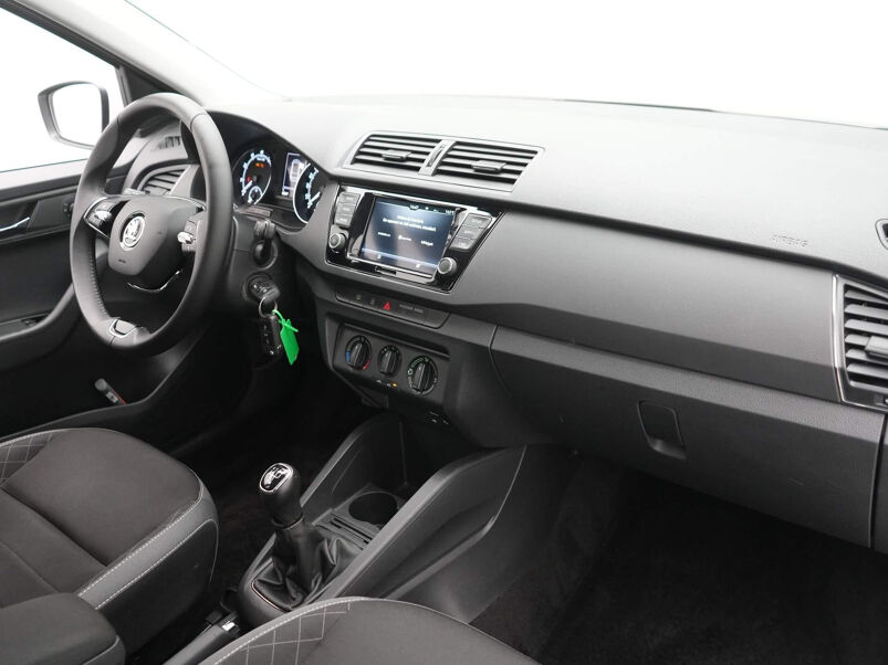 Škoda Fabia Combi Combi 1.0 TSI Ambition / Carplay / Sensoren Achter / Cruise