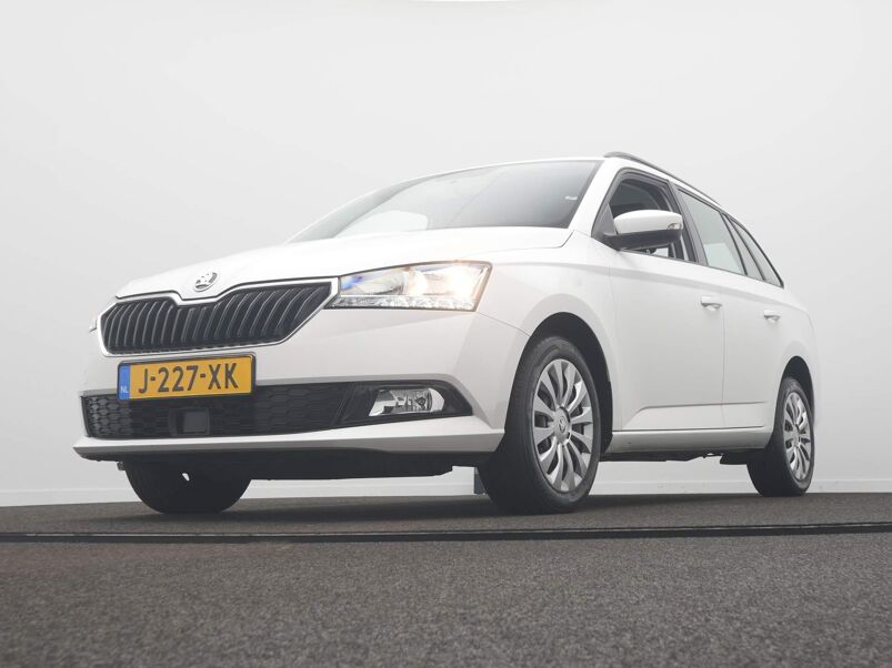 Škoda Fabia Combi Combi 1.0 TSI Ambition / Carplay / Sensoren Achter / Cruise