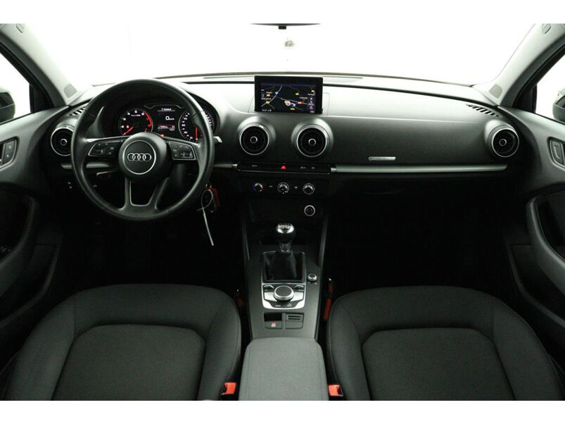 Audi A3 Limousine Limousine 30 TFSI 115Pk Pro Line Audi A3 Limousine 30 TFSI Pro Line