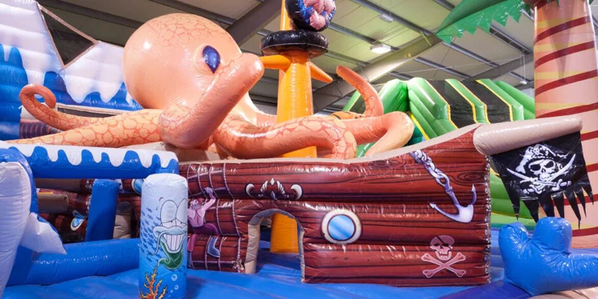 JB grootste inflatable park 2.webp